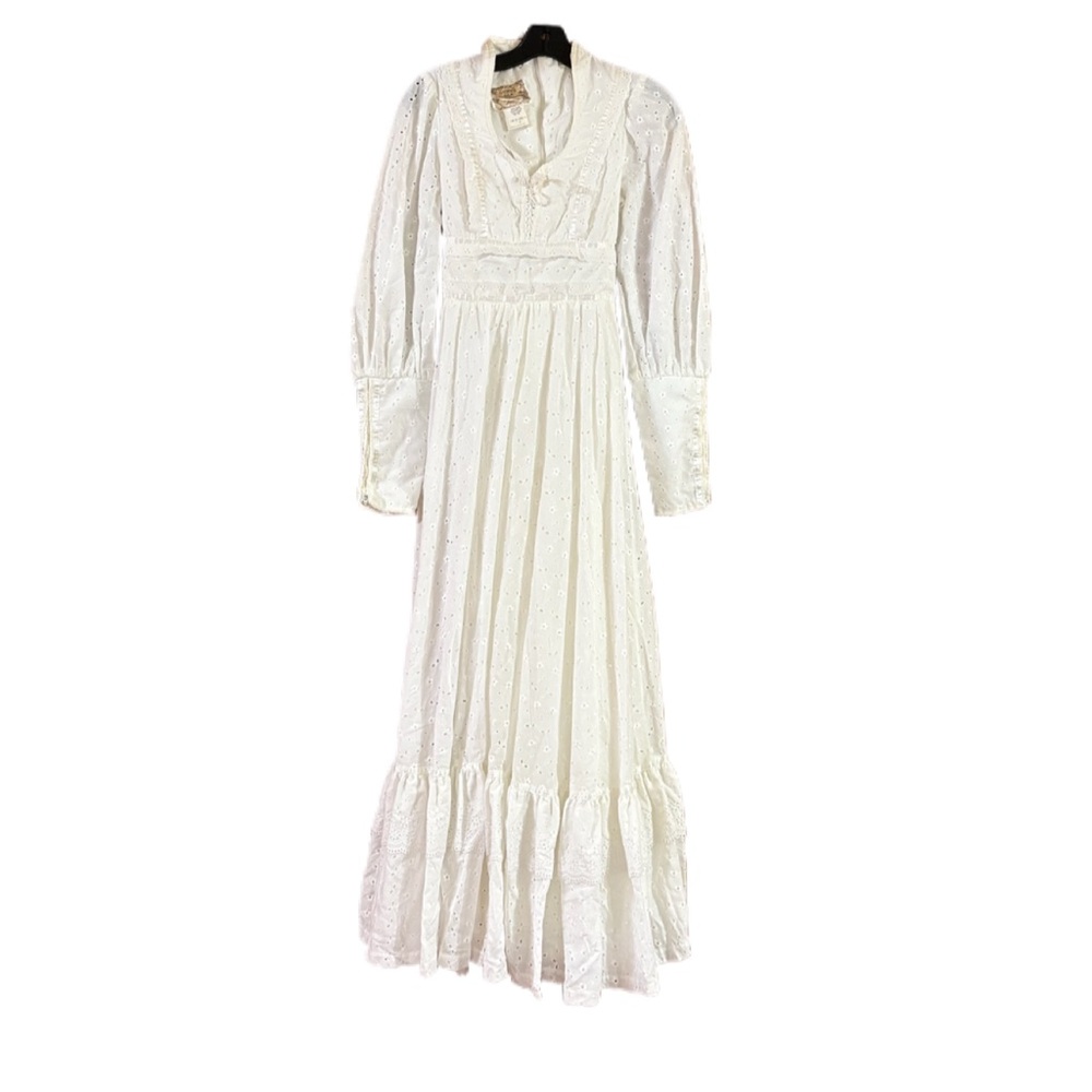 Vintage 1970s Gunne Sax White Long Sleeve Lace Dress - Picture 4 of 8